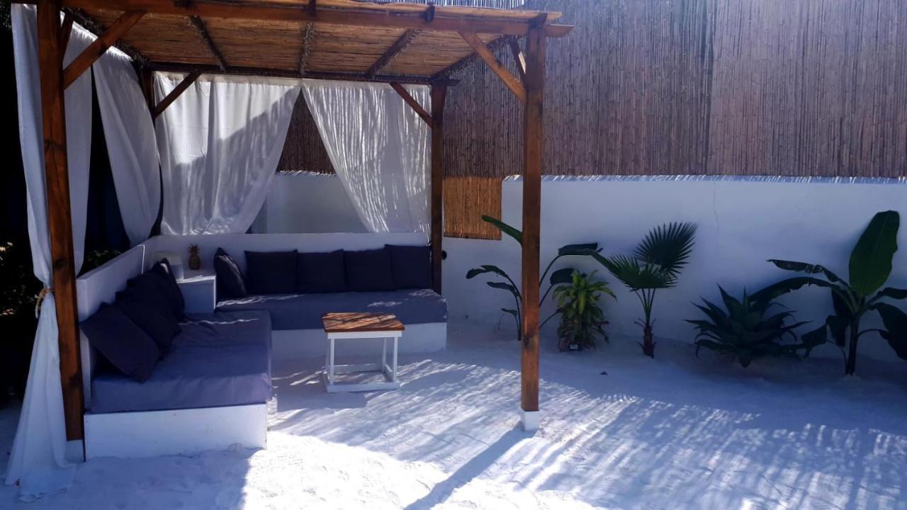 Chic Guesthouse Alhaurín de la Torre Esterno foto